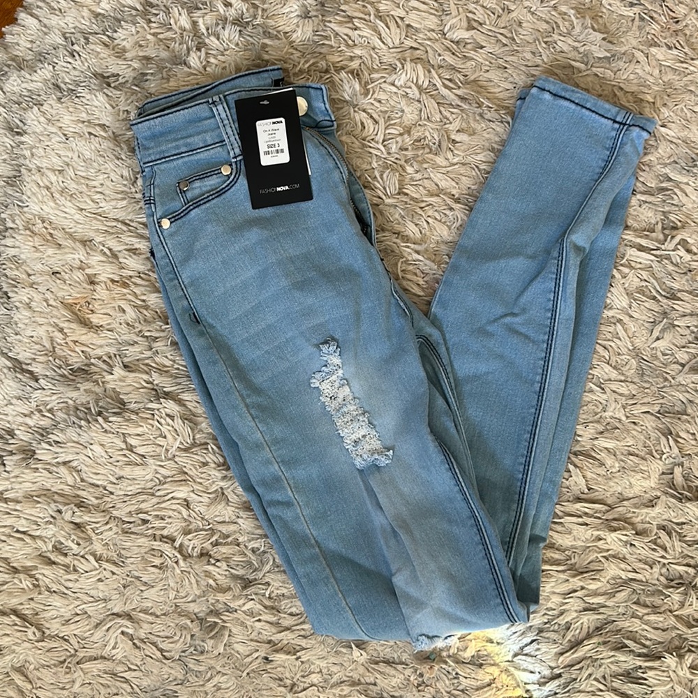 NEW FASION NOVA JEANS